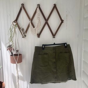 Madewell hunter green button front skirt